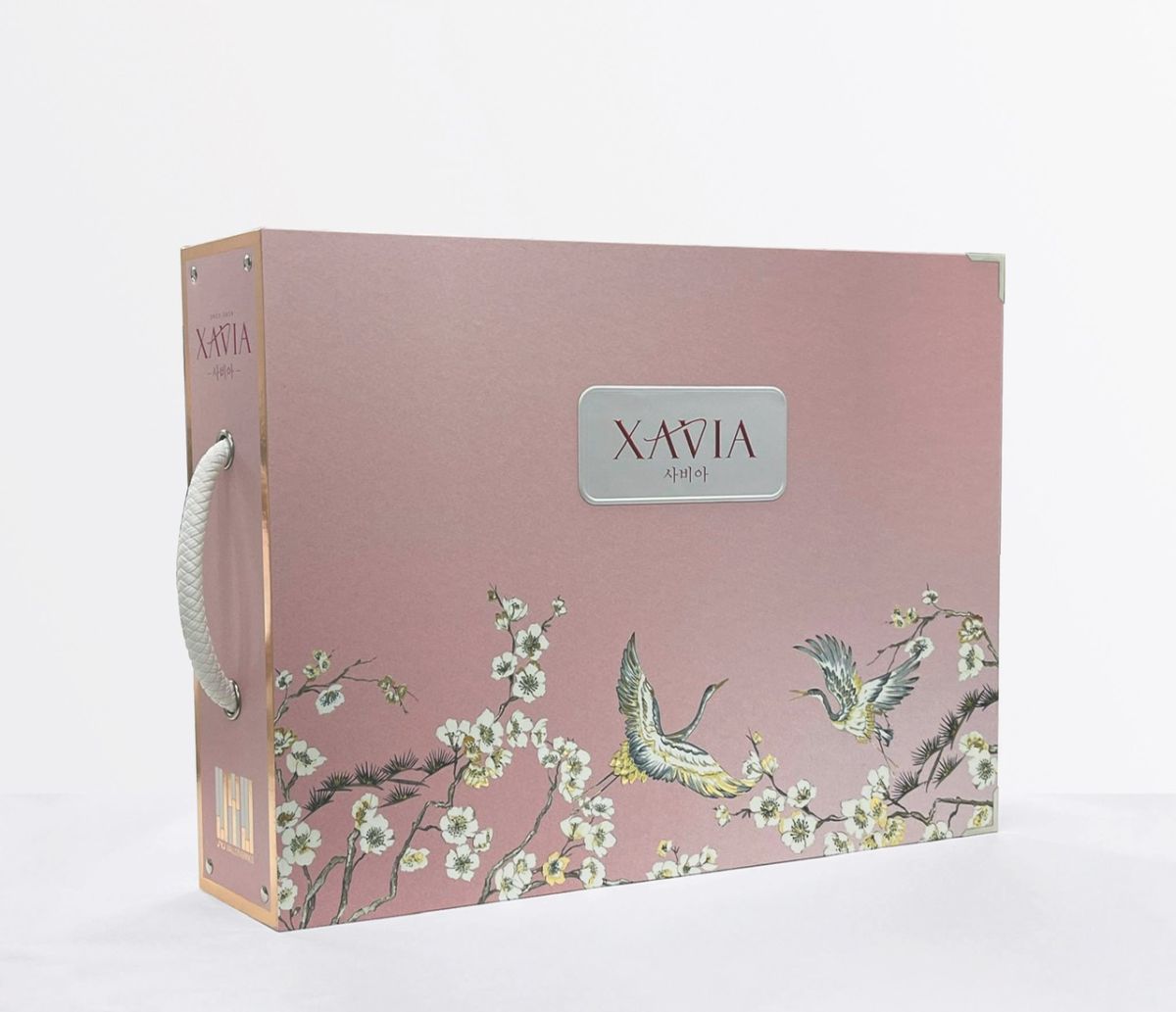 Giấy dán tường Xavia